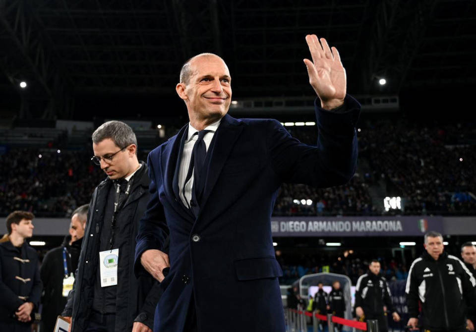 的确是个令, 圣西罗来带, 马丁内斯是