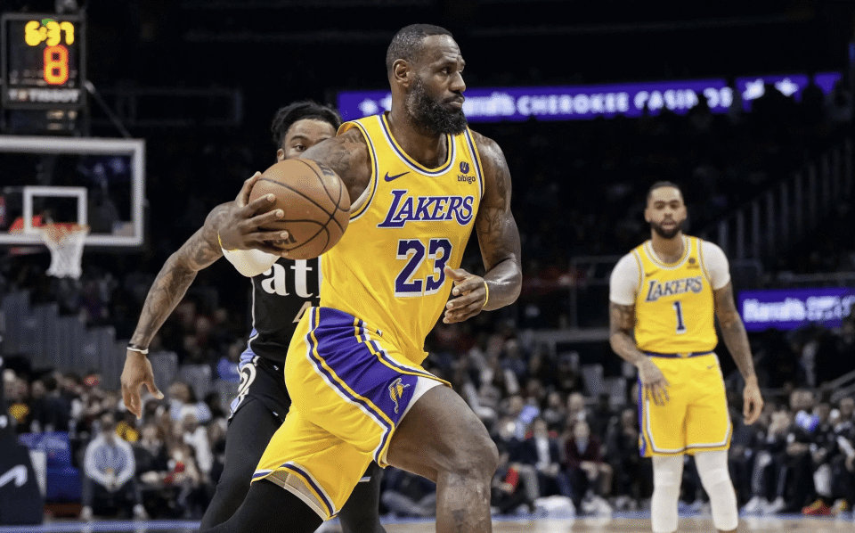 几乎无人能, MRYi