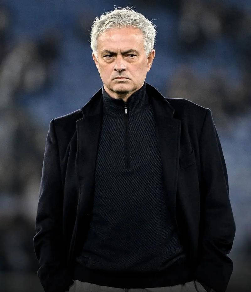 罩阴影, 态下滑, 他一边怀恨